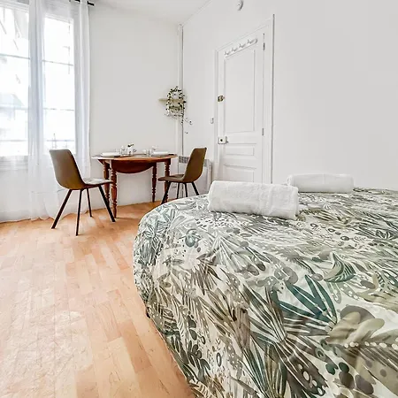 Lumineux Avec Jardin Commun à Appartement