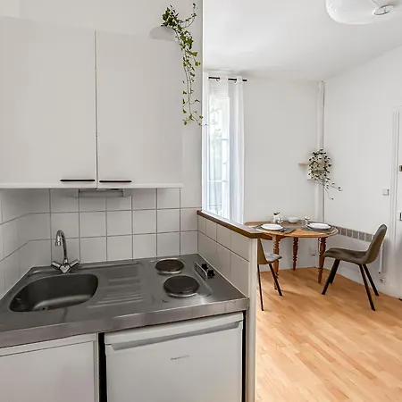 Lumineux Avec Jardin Commun à Appartement *